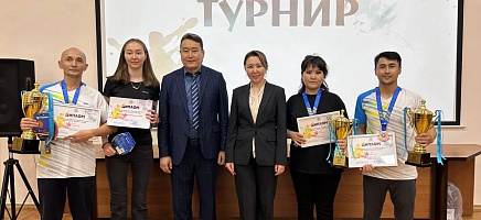 Архивисты сыграли в теннис фото галереи 7
